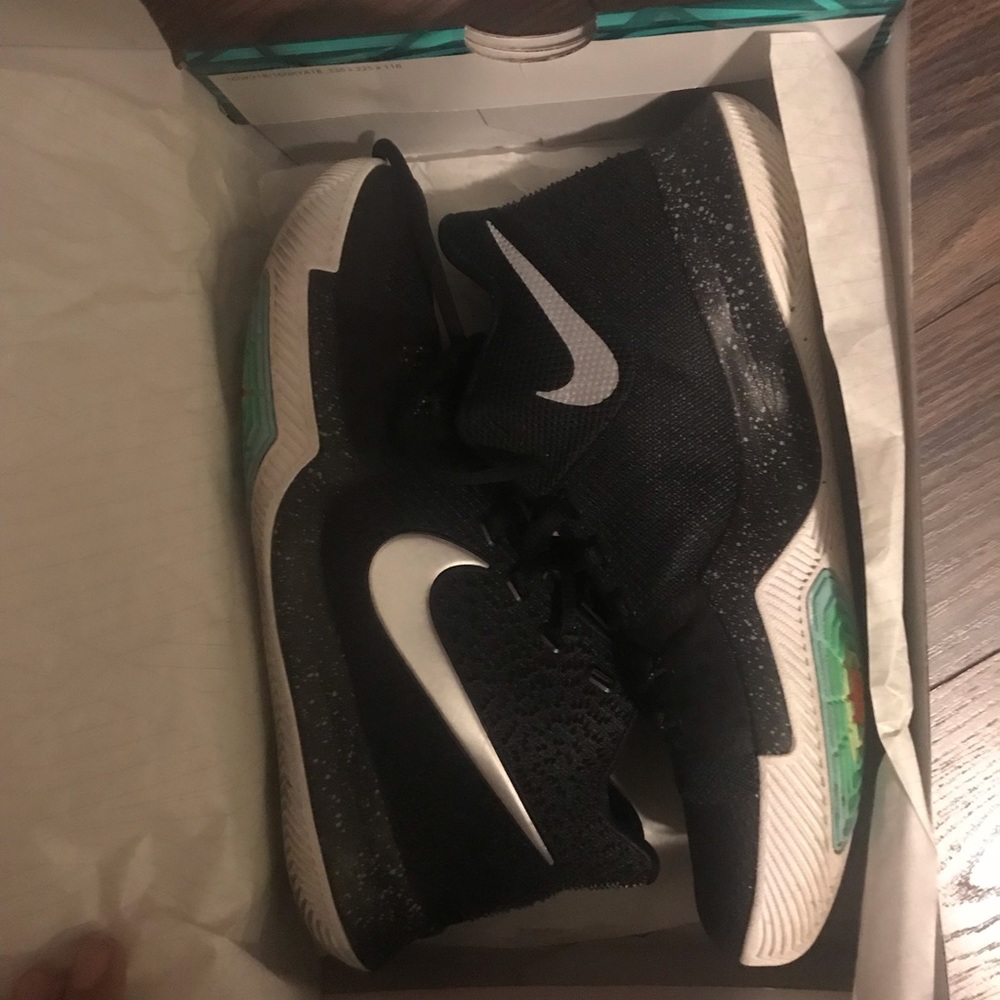 Kyrie 3